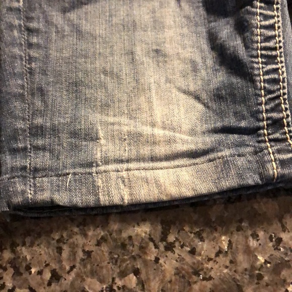 Rare Miss Me Mid-Rise Boot Jean Shorts Gold Highlights - Picture 9 of 9